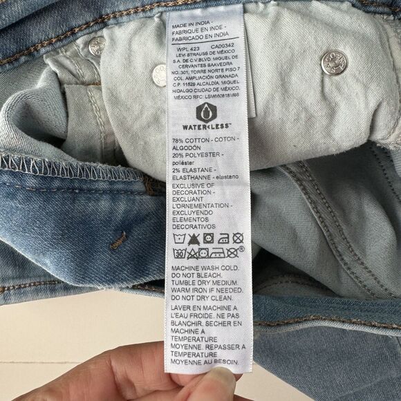 Signature by Levi Strauss Men's Slim Blue Jeans Size 28x28 - Picture 7 of 15